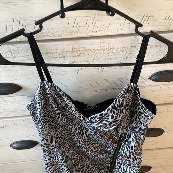 Guess Dress - Picture 2 of 7